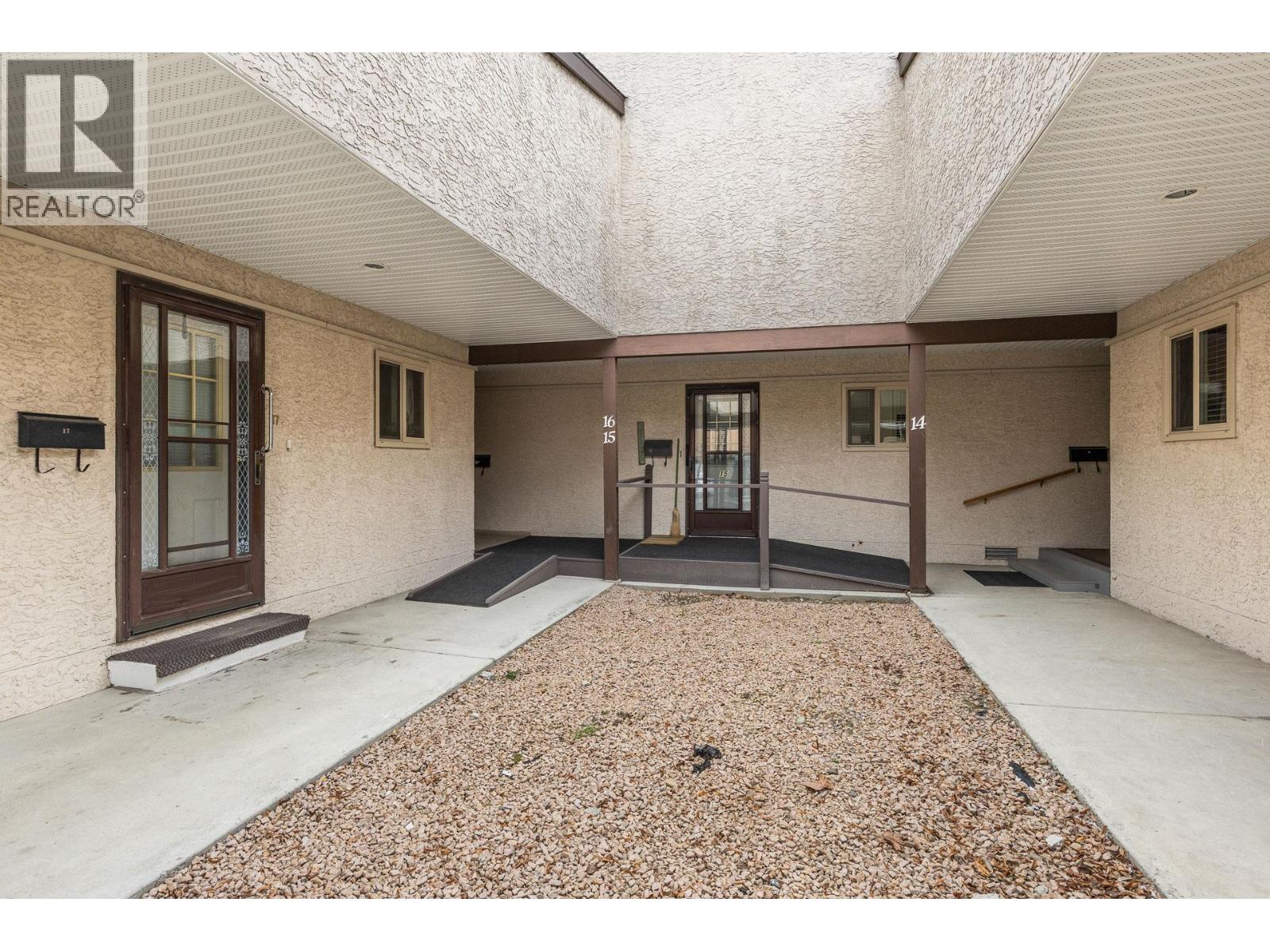 #16 200 Gerstmar Road - 5