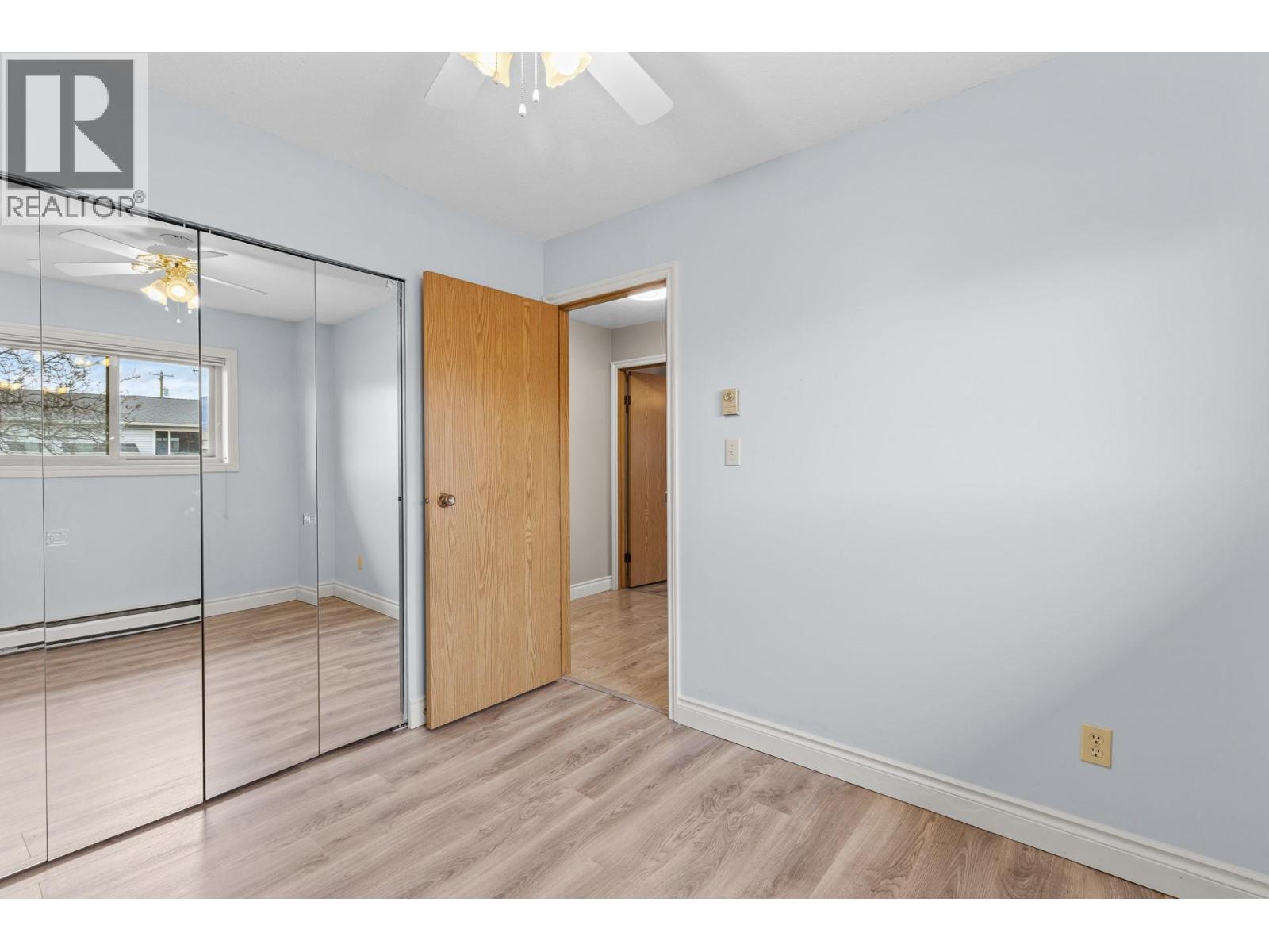 #16 200 Gerstmar Road - 25