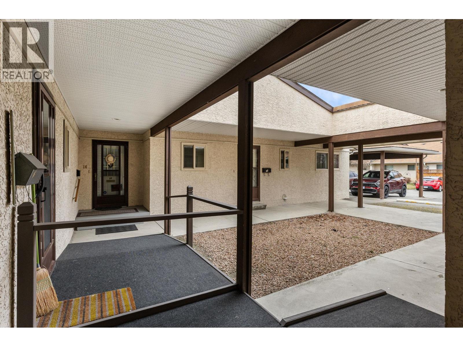 #16 200 Gerstmar Road - 35