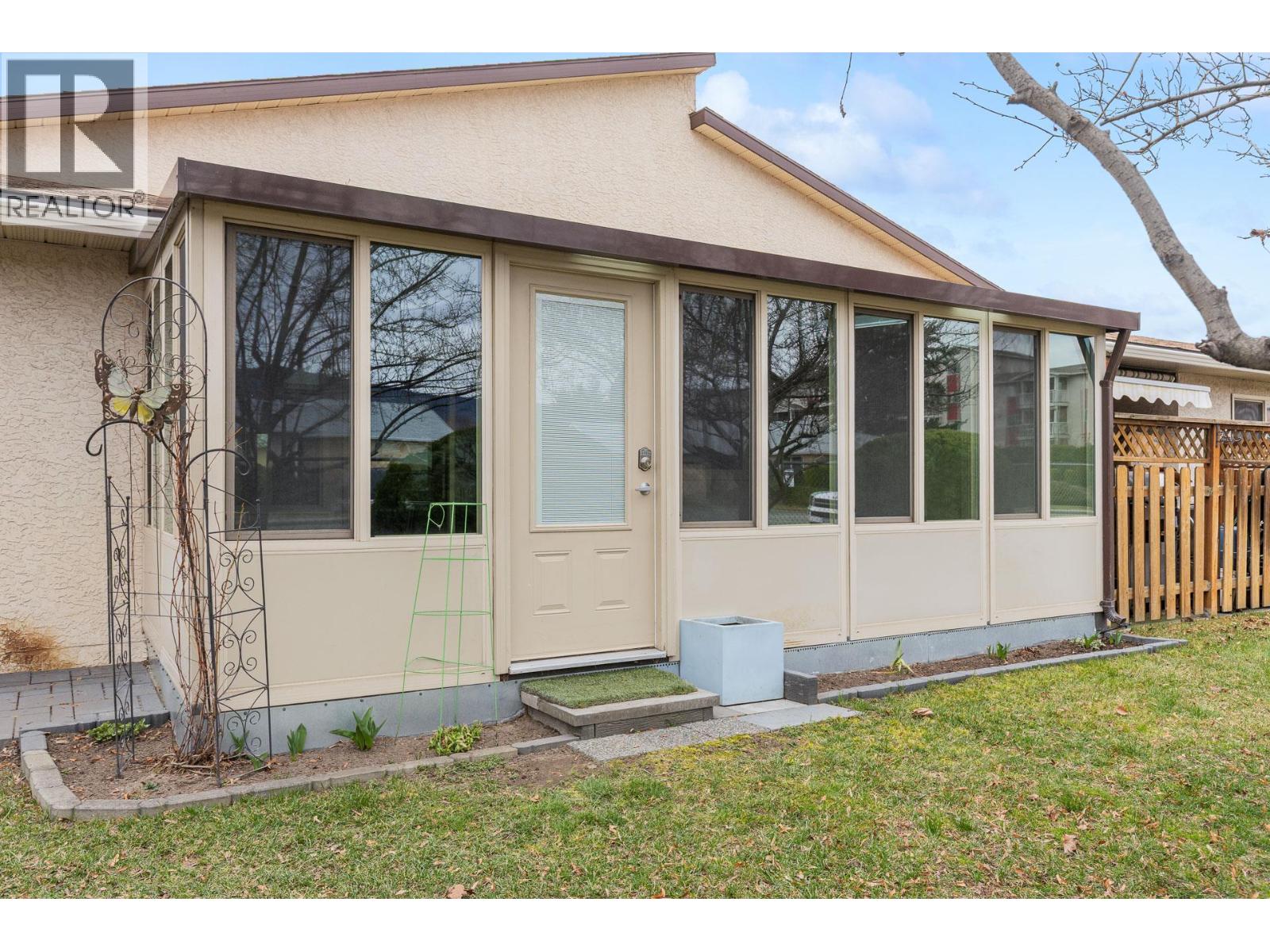 #16 200 Gerstmar Road - 41