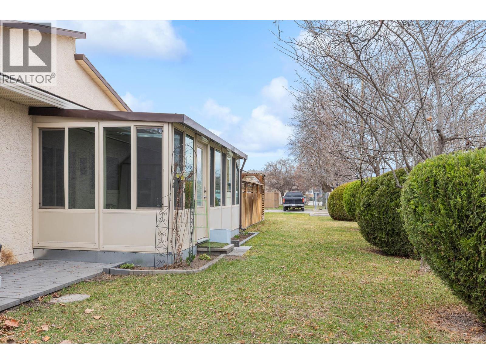 #16 200 Gerstmar Road - 40