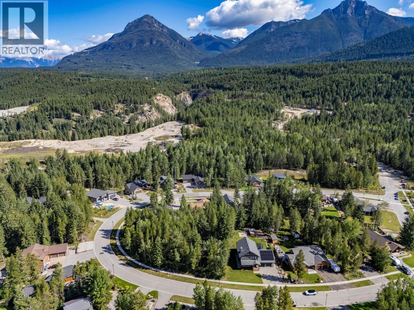  1520 Quartz Crescent, Golden