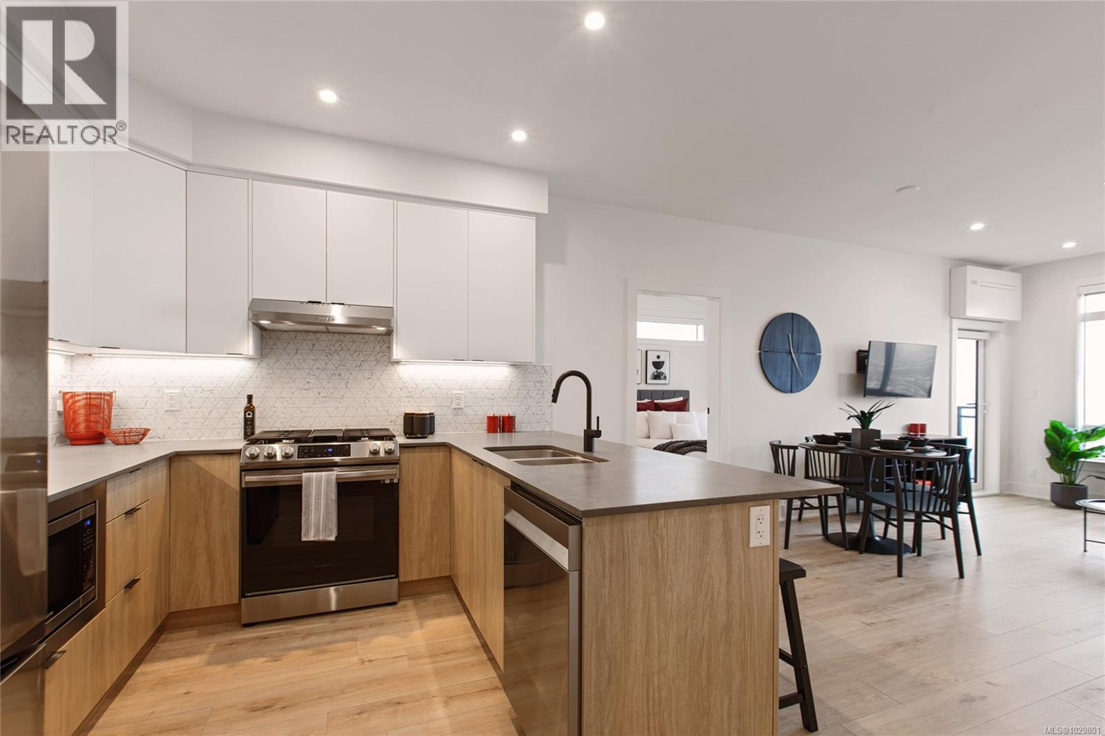 501 1114 Samar Crescent, Langford