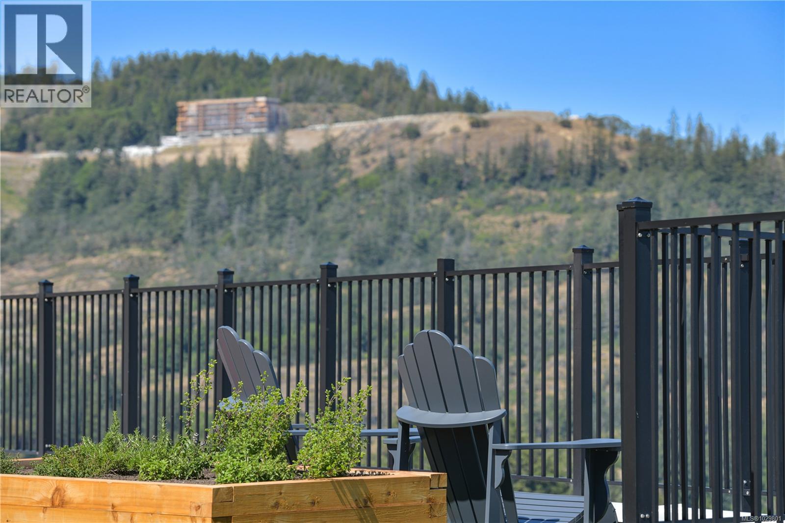 501 1114 Samar Crescent, Langford