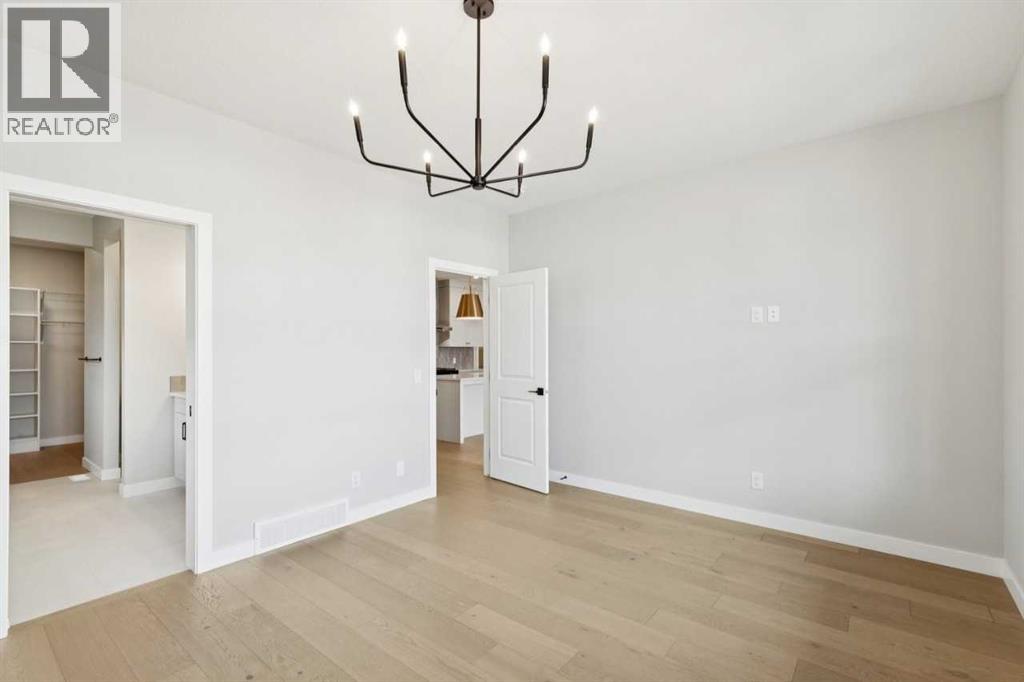 Single Family House Bungalow for Sale in  Shawnee Terrace SW Shawnee Slopes Calgary 