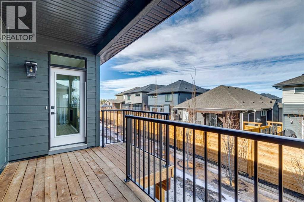Single Family House Bungalow for Sale in  Shawnee Terrace SW Shawnee Slopes Calgary 