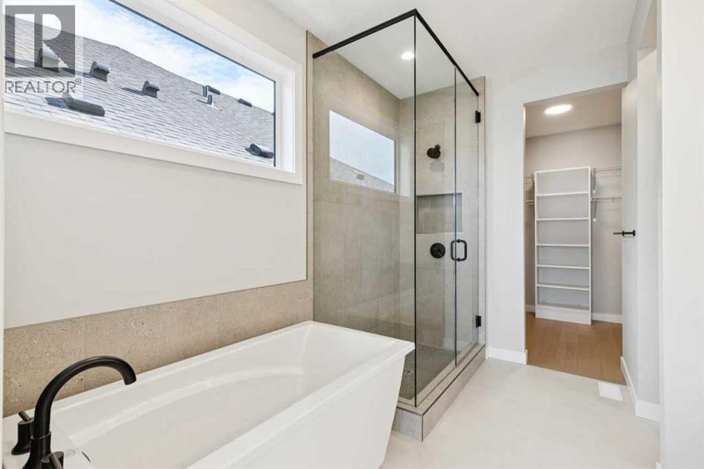 Single Family House Bungalow for Sale in  Shawnee Terrace SW Shawnee Slopes Calgary 