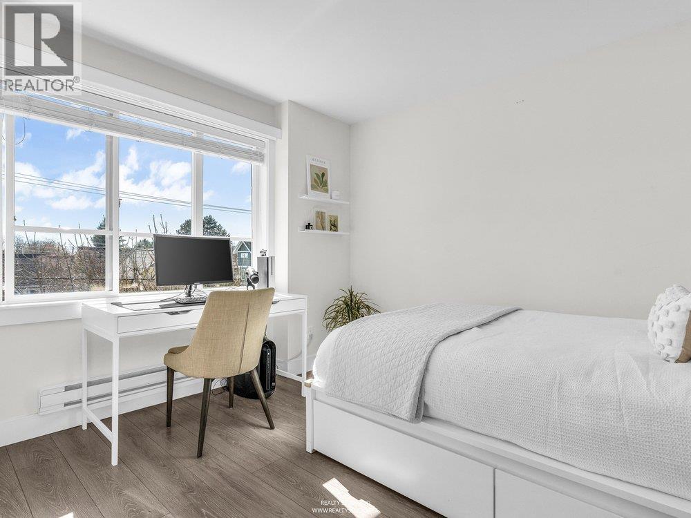 #12-4949 47A Avenue, Ladner