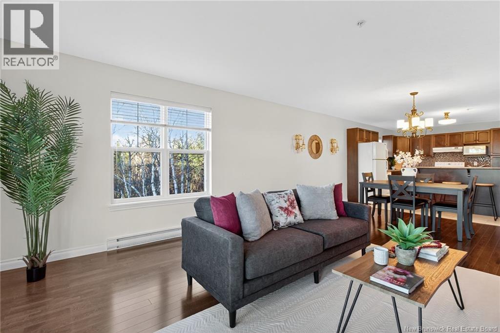 #301 204 COVERDALE ROAD - 18