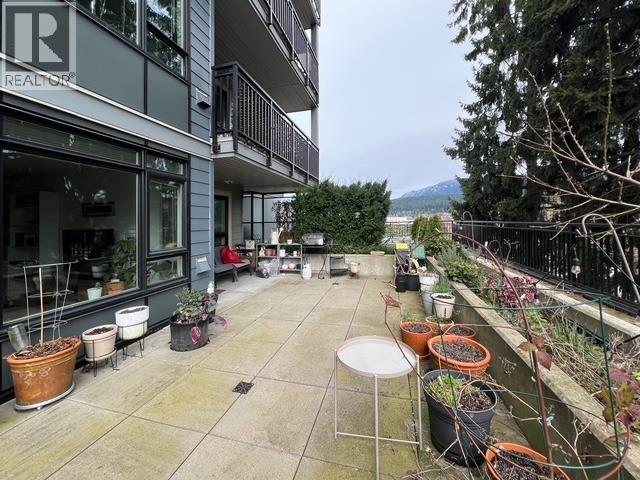 215 2525 CLARKE STREET, Port Moody