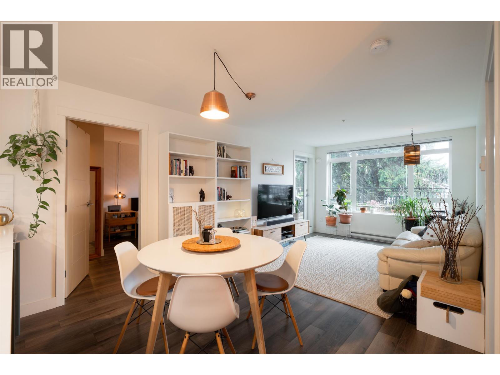 215 2525 CLARKE STREET, Port Moody