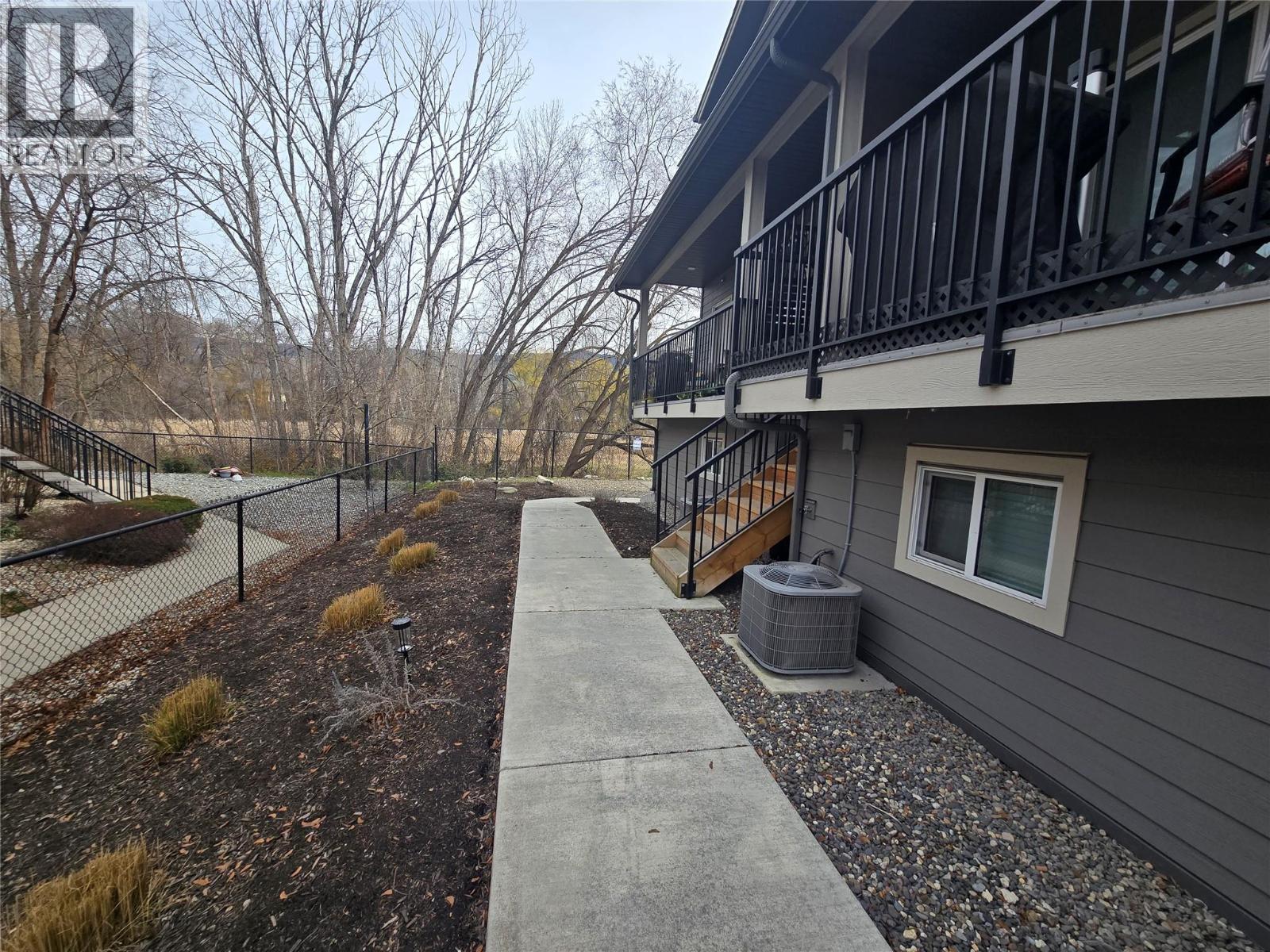 #9 1297 FINDLAY ROAD - 26