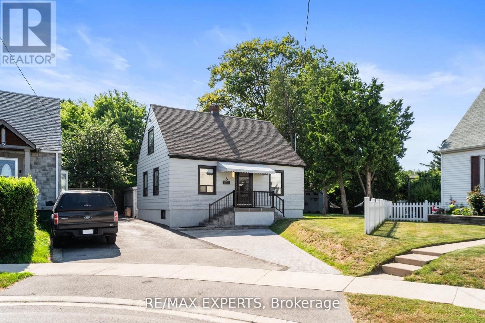 6 MCCALLUM COURT - 45