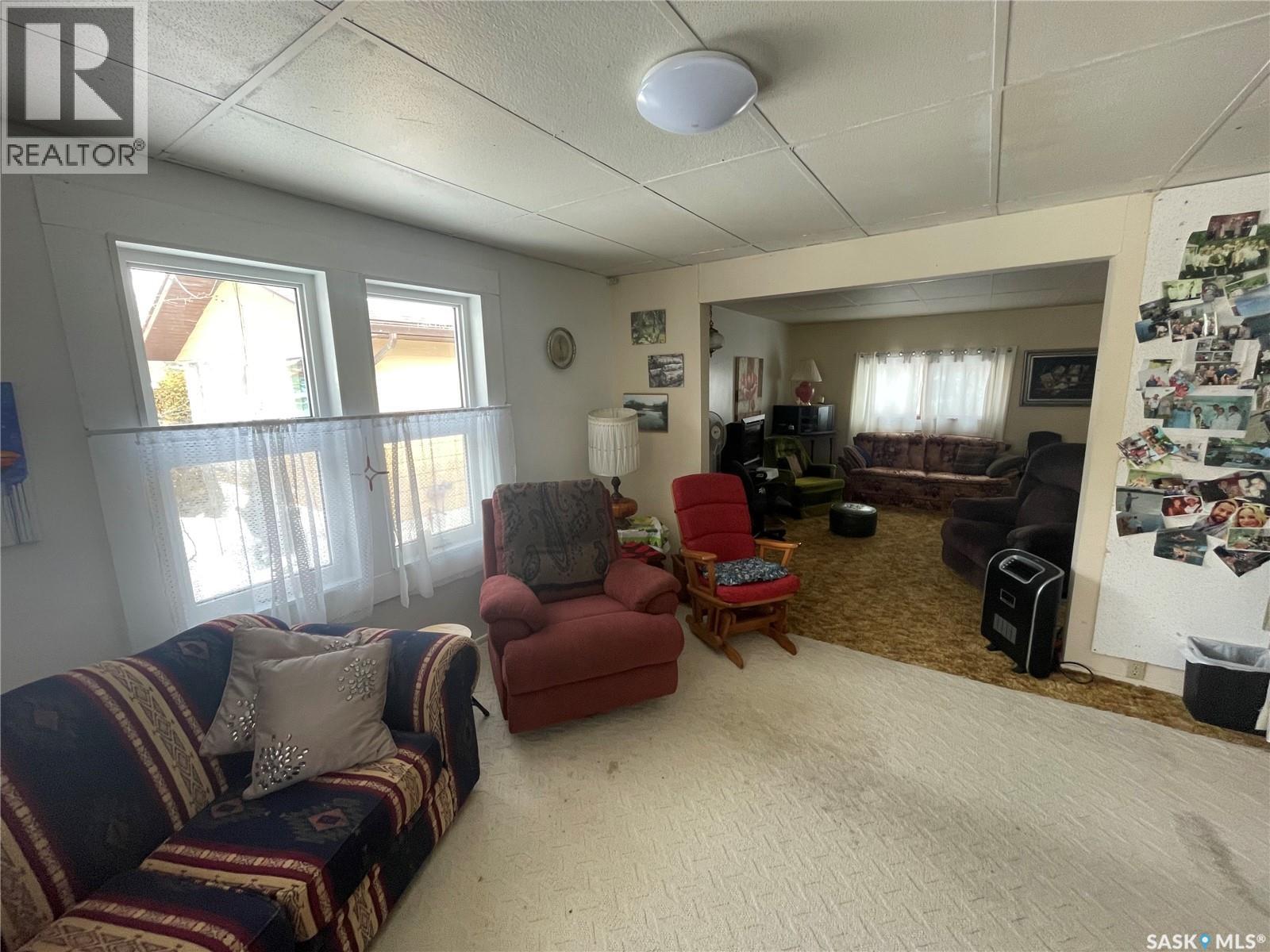 15 KIM DAWN CRESCENT - 16
