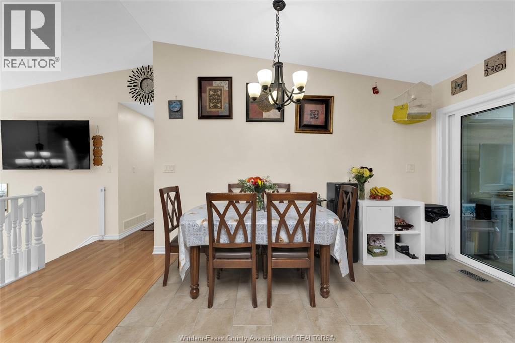 796 RICHMOND STREET - 15
