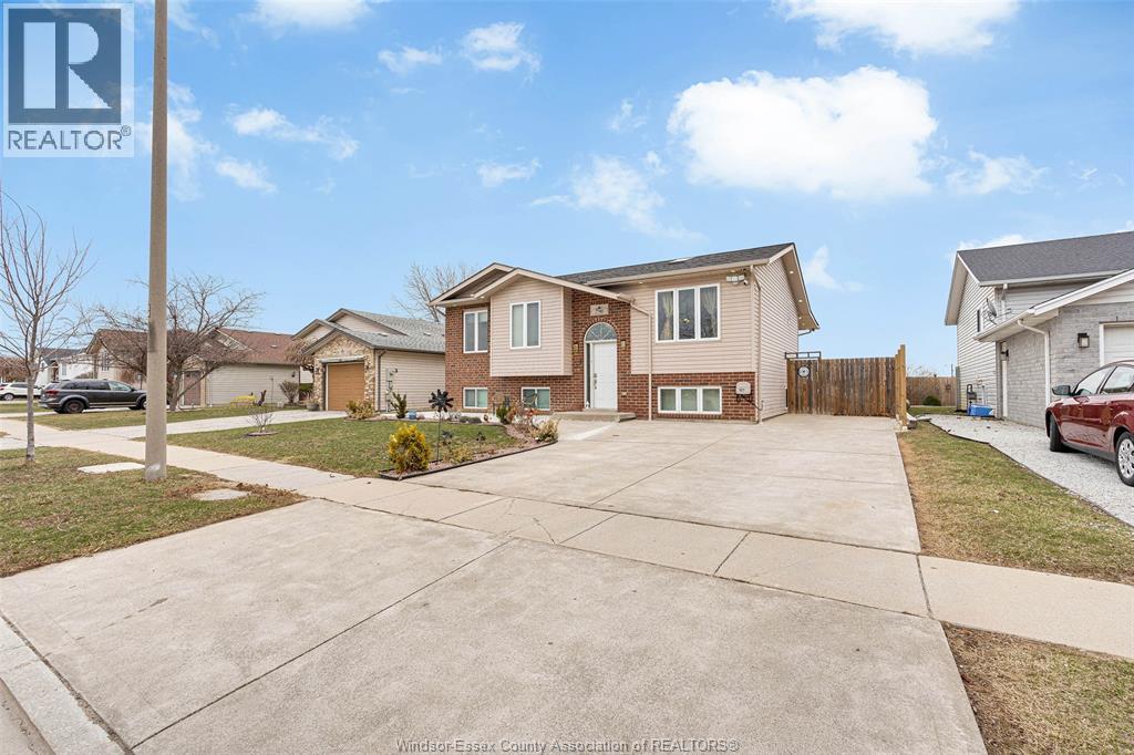 796 RICHMOND STREET - 4