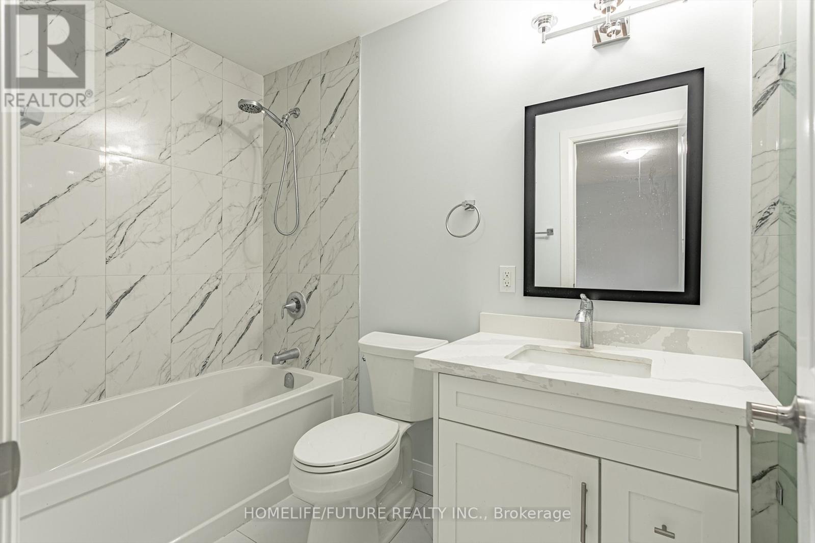 124 KING STREET E - 21