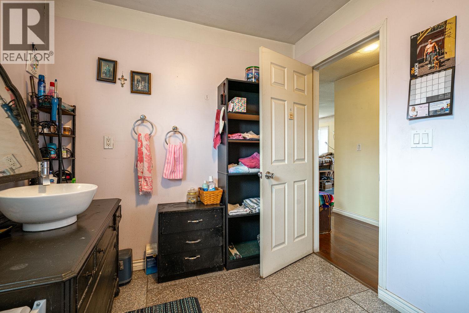  4536 97A Highway, Spallumcheen