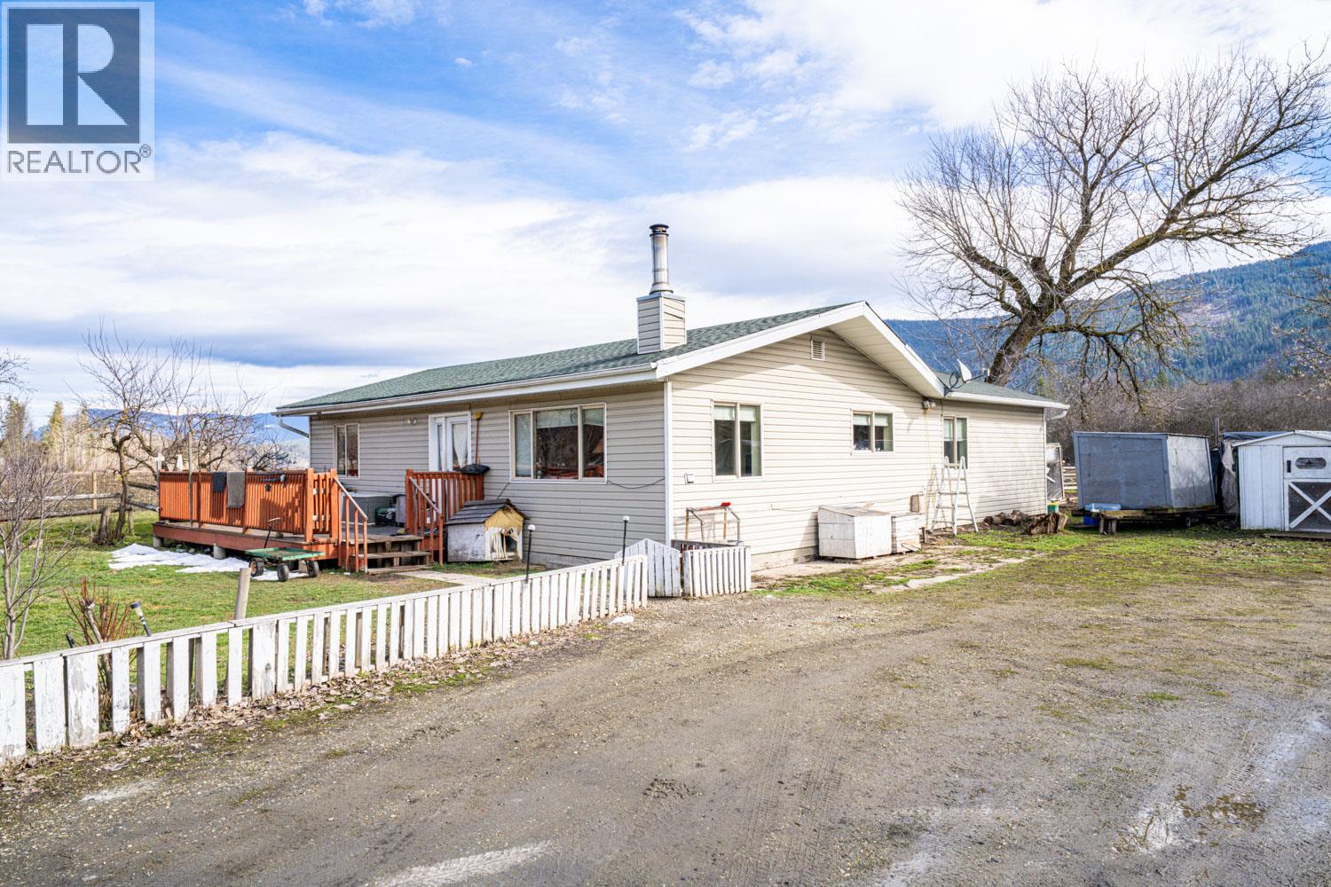  4536 97A Highway, Spallumcheen