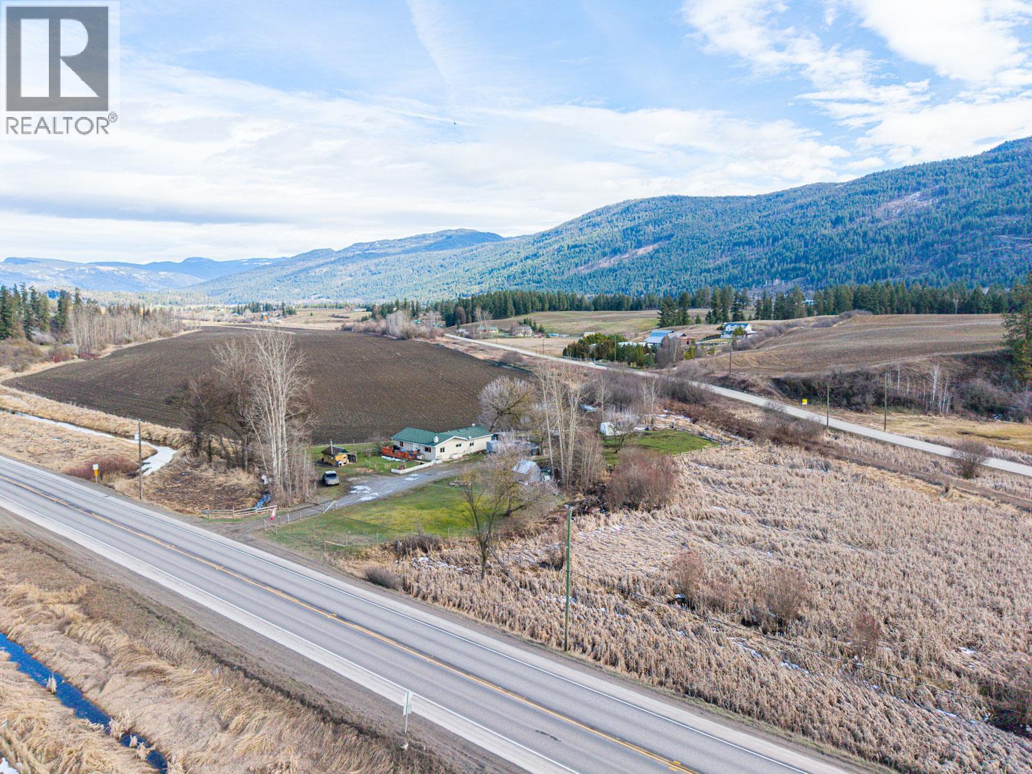  4536 97A Highway, Spallumcheen