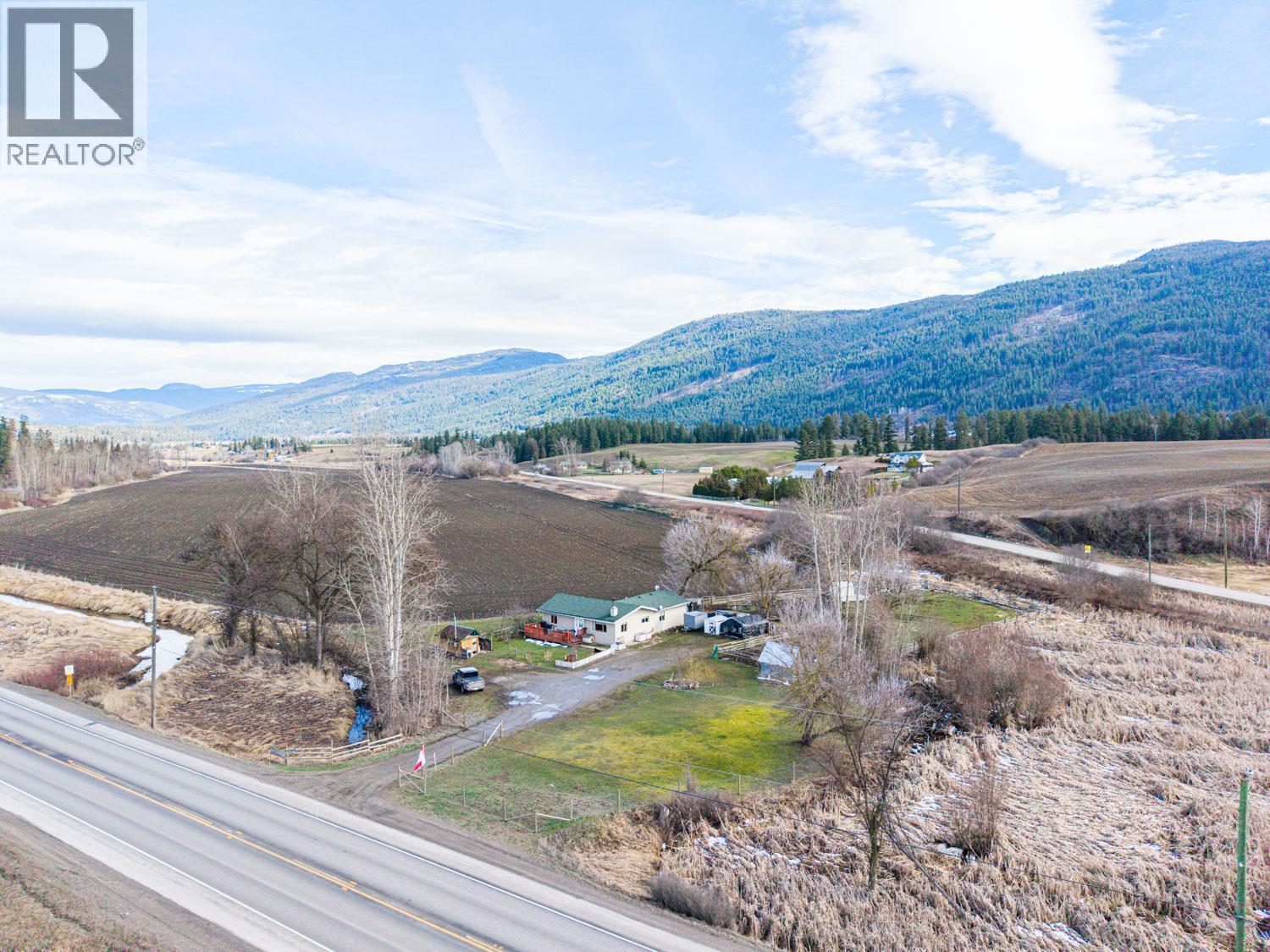  4536 97A Highway, Spallumcheen