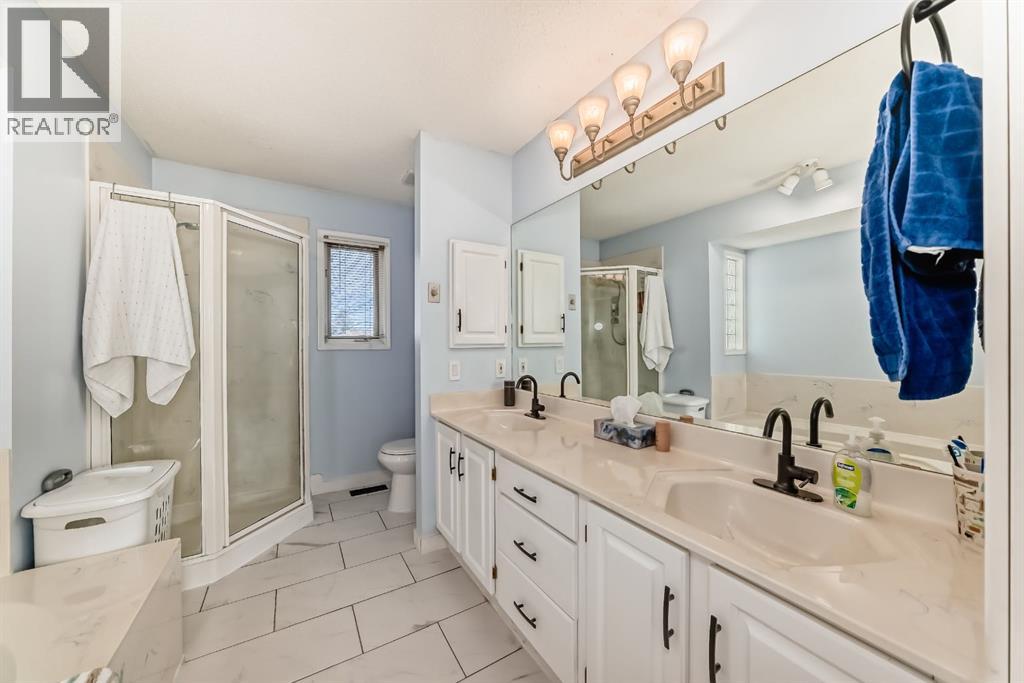 Single Family House for Sale in  Sunmills Drive SE Sundance Calgary 