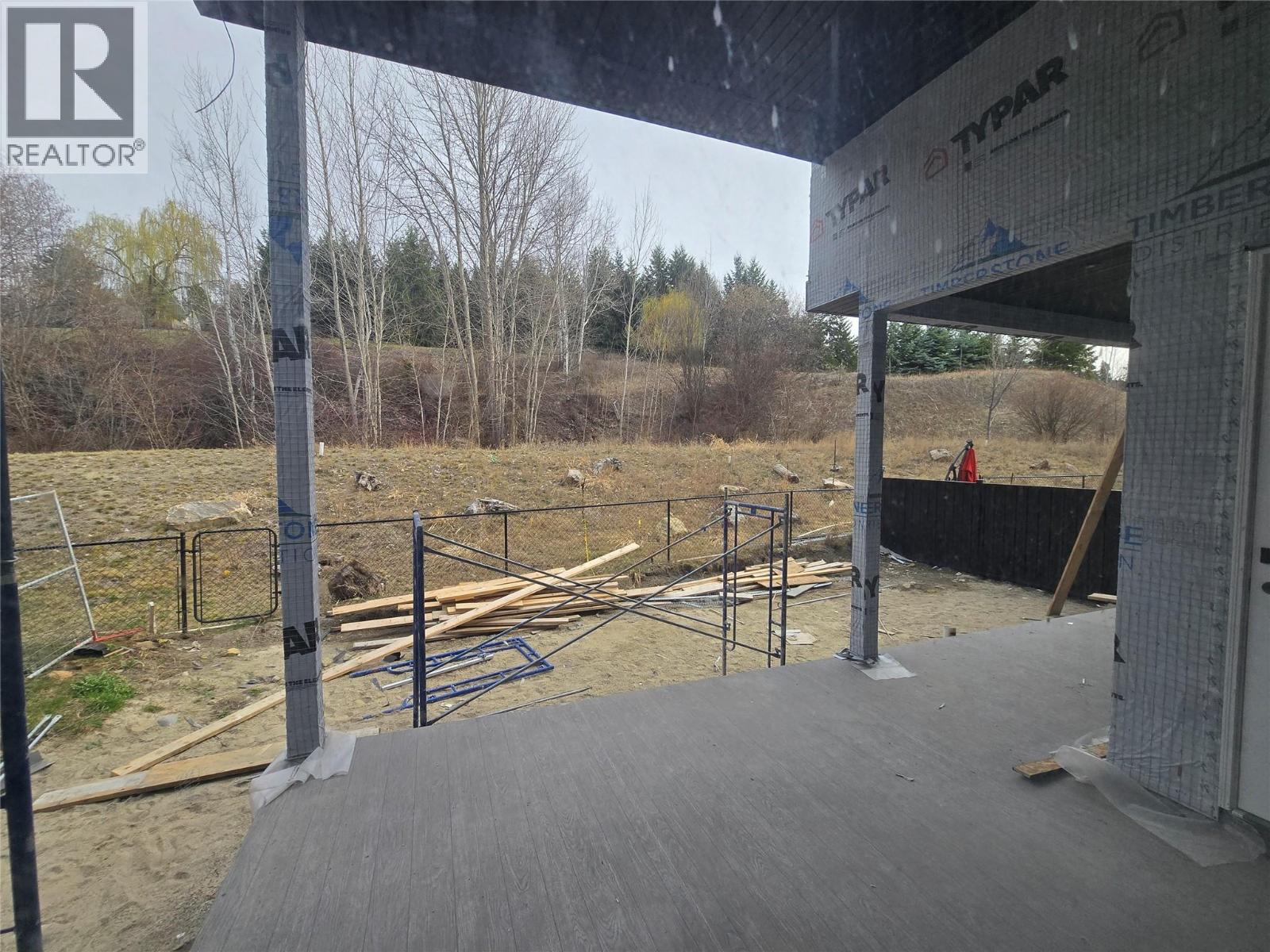  996 Bull Crescent, Kelowna