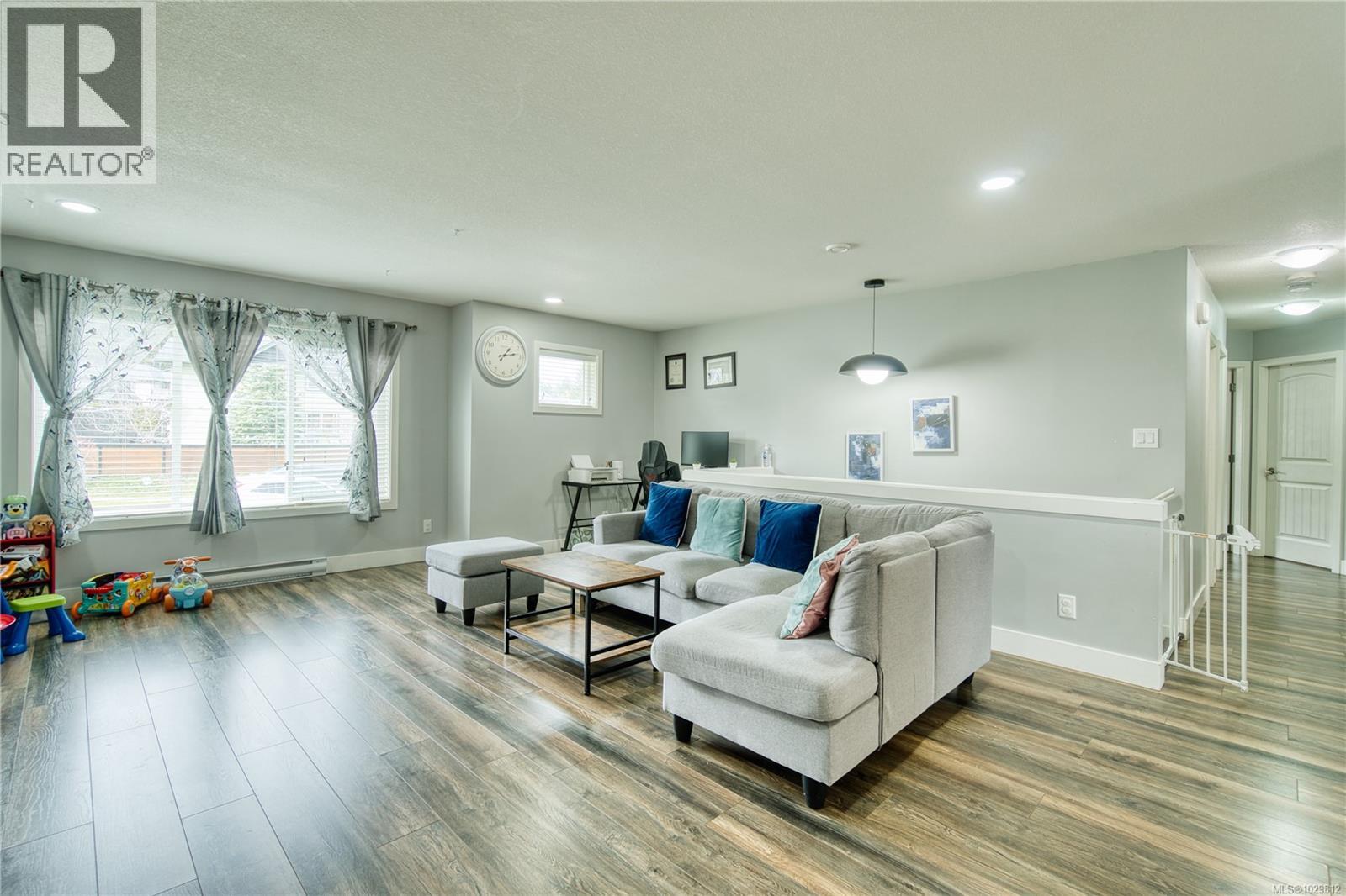 1098 SHELBY ANN AVE - 24