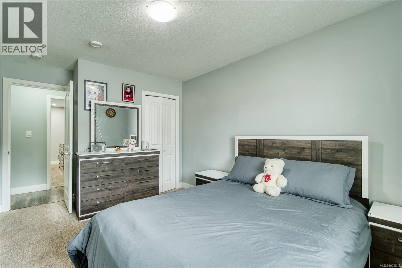 1098 SHELBY ANN AVE - 32