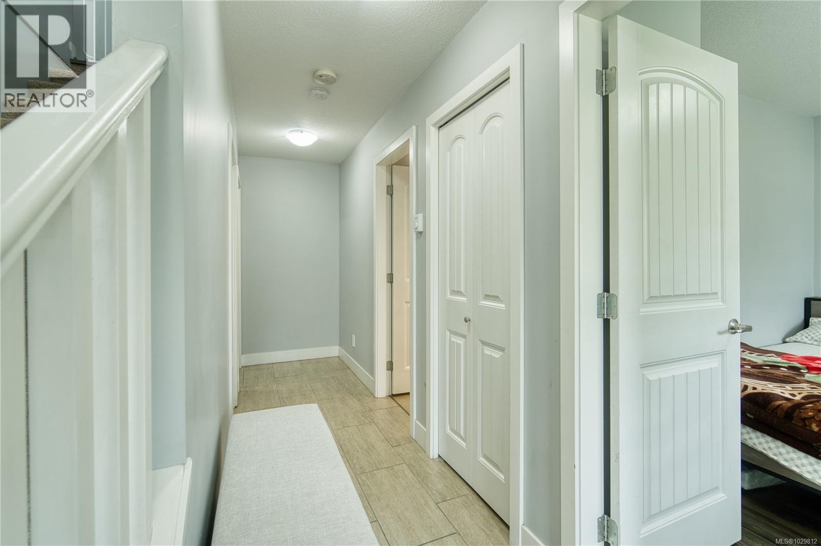 1098 SHELBY ANN AVE - 40