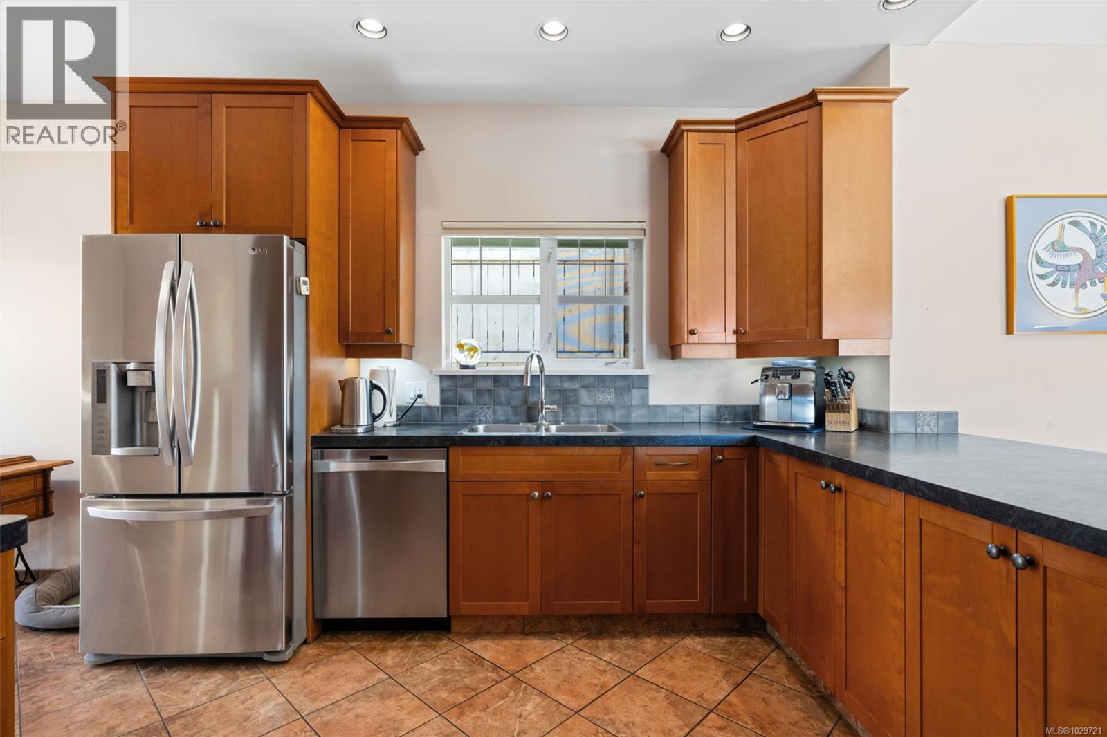  1286 Ocean View Drive, Saanich