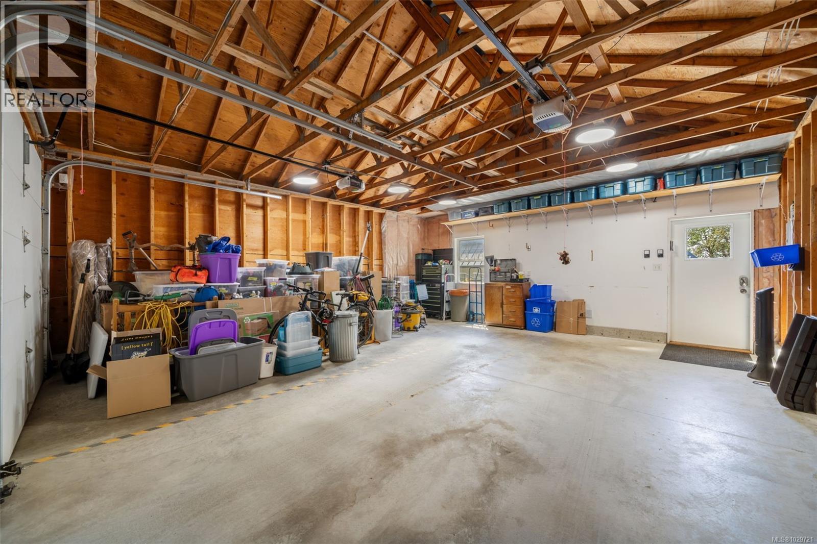  1286 Ocean View Drive, Saanich