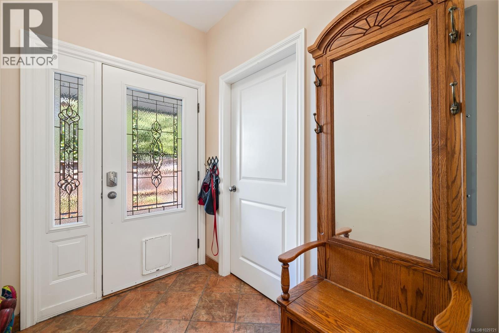  1286 Ocean View Drive, Saanich