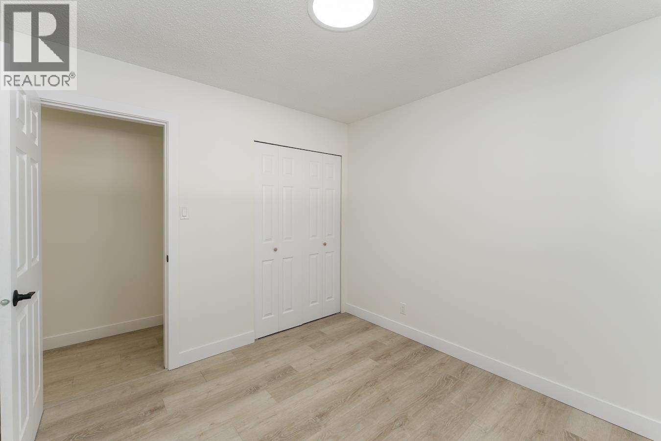 7790 QUEENS CRESCENT - 19