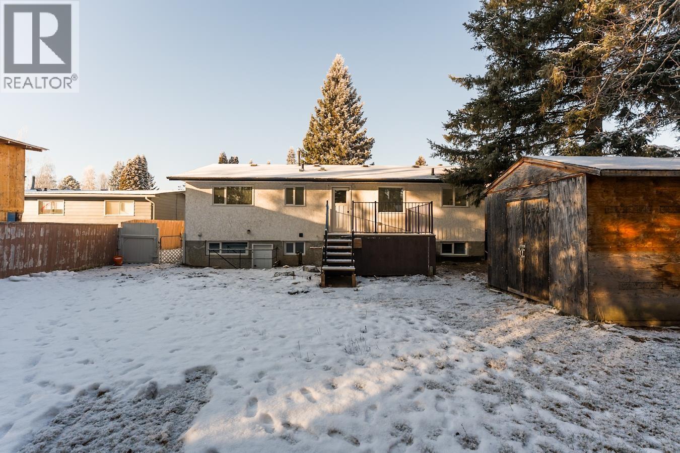 7790 QUEENS CRESCENT - 37