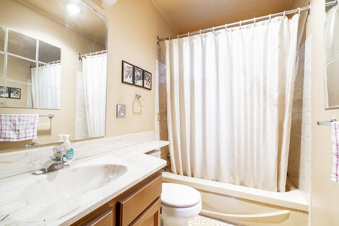 8689 DELCREST Drive, Delta