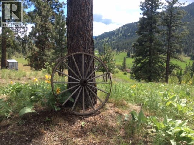  21825 Garnet Valley Road, Summerland