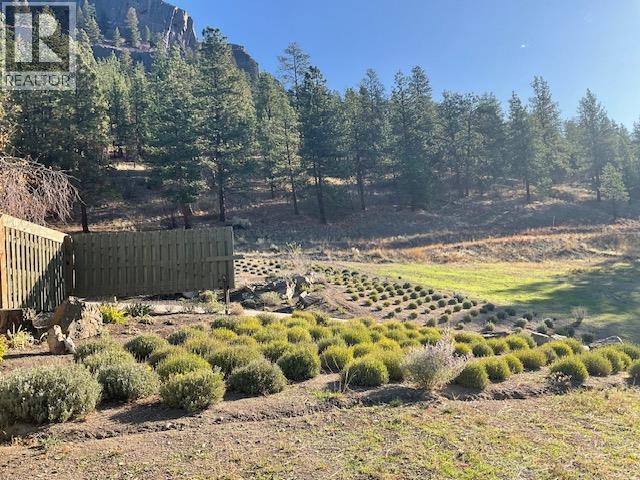  21825 Garnet Valley Road, Summerland