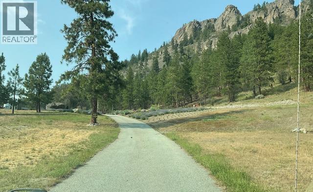  21825 Garnet Valley Road, Summerland