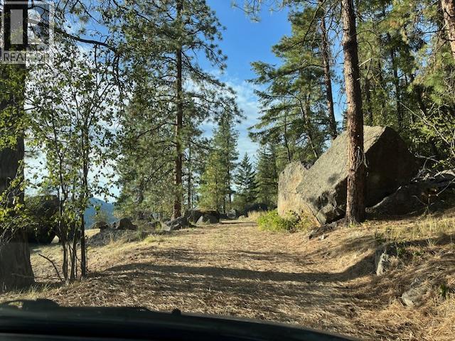  21825 Garnet Valley Road, Summerland