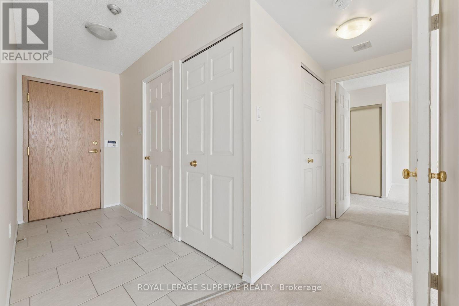 #914 55 ELM DRIVE W - 20