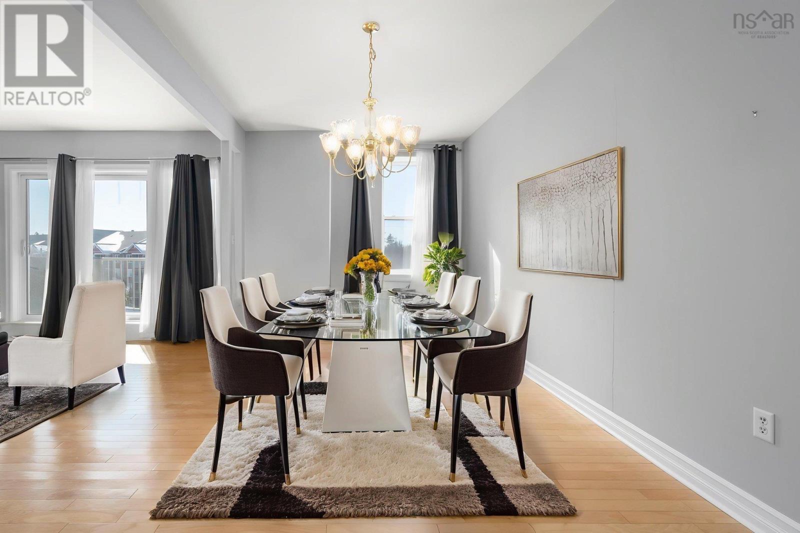 Property 30 of 34 of 405 429 Parkland Drive