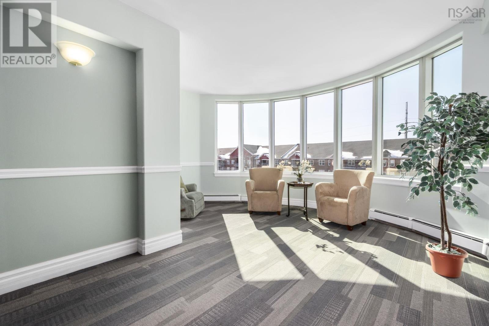 Property 27 of 34 of 405 429 Parkland Drive