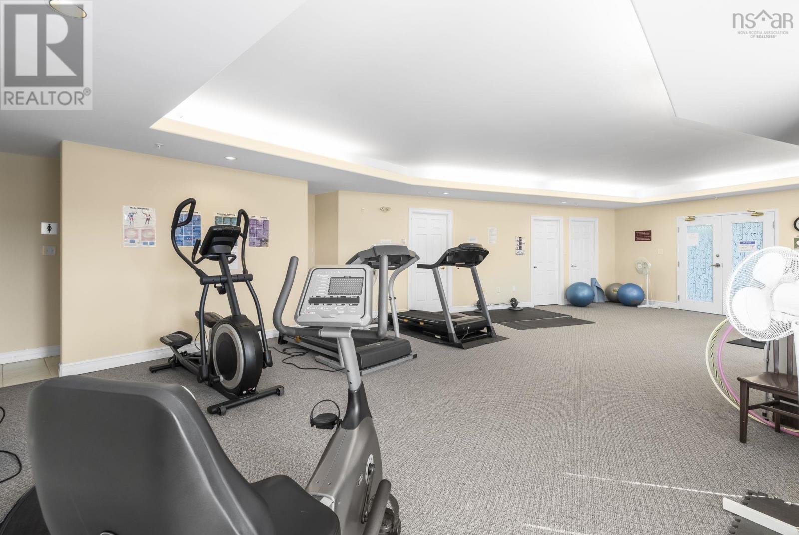 Property 11 of 34 of 405 429 Parkland Drive