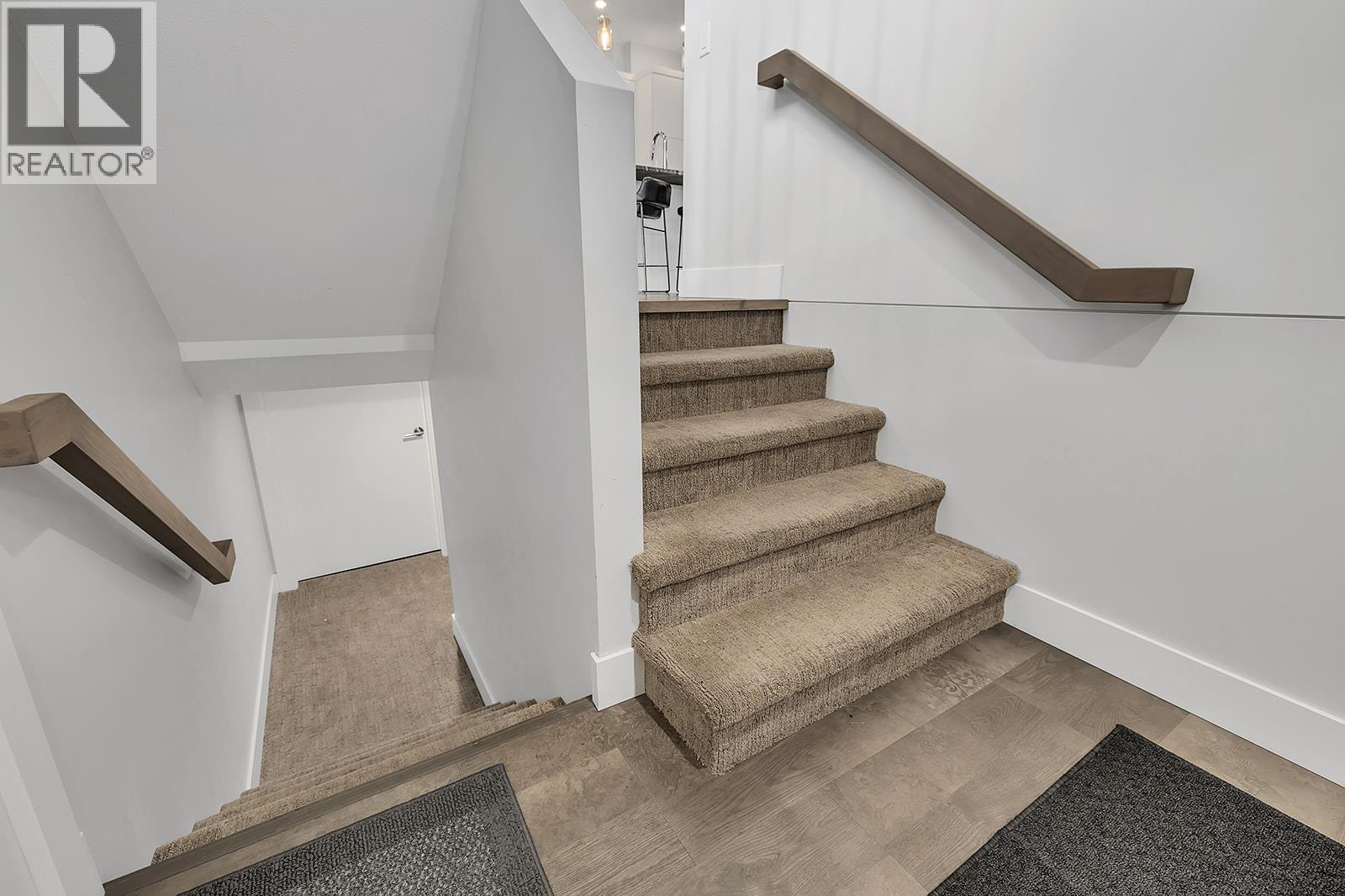 1038 Wilson Avenue - 36