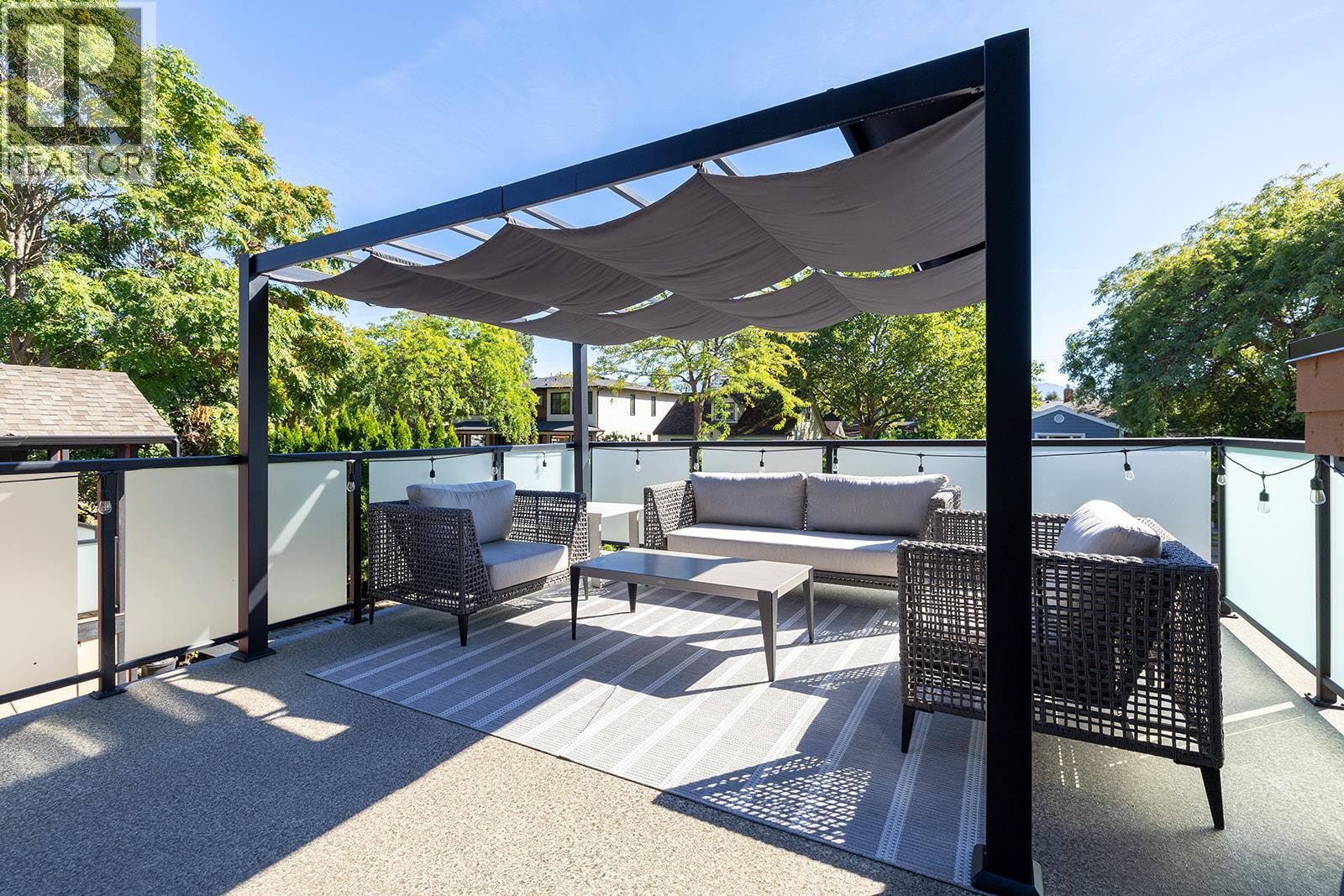 1038 Wilson Avenue - 21