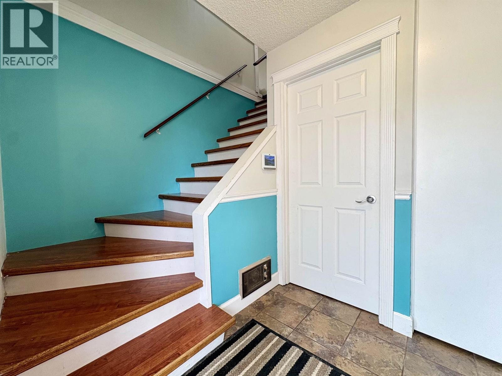 5619 BROCK DRIVE - 23