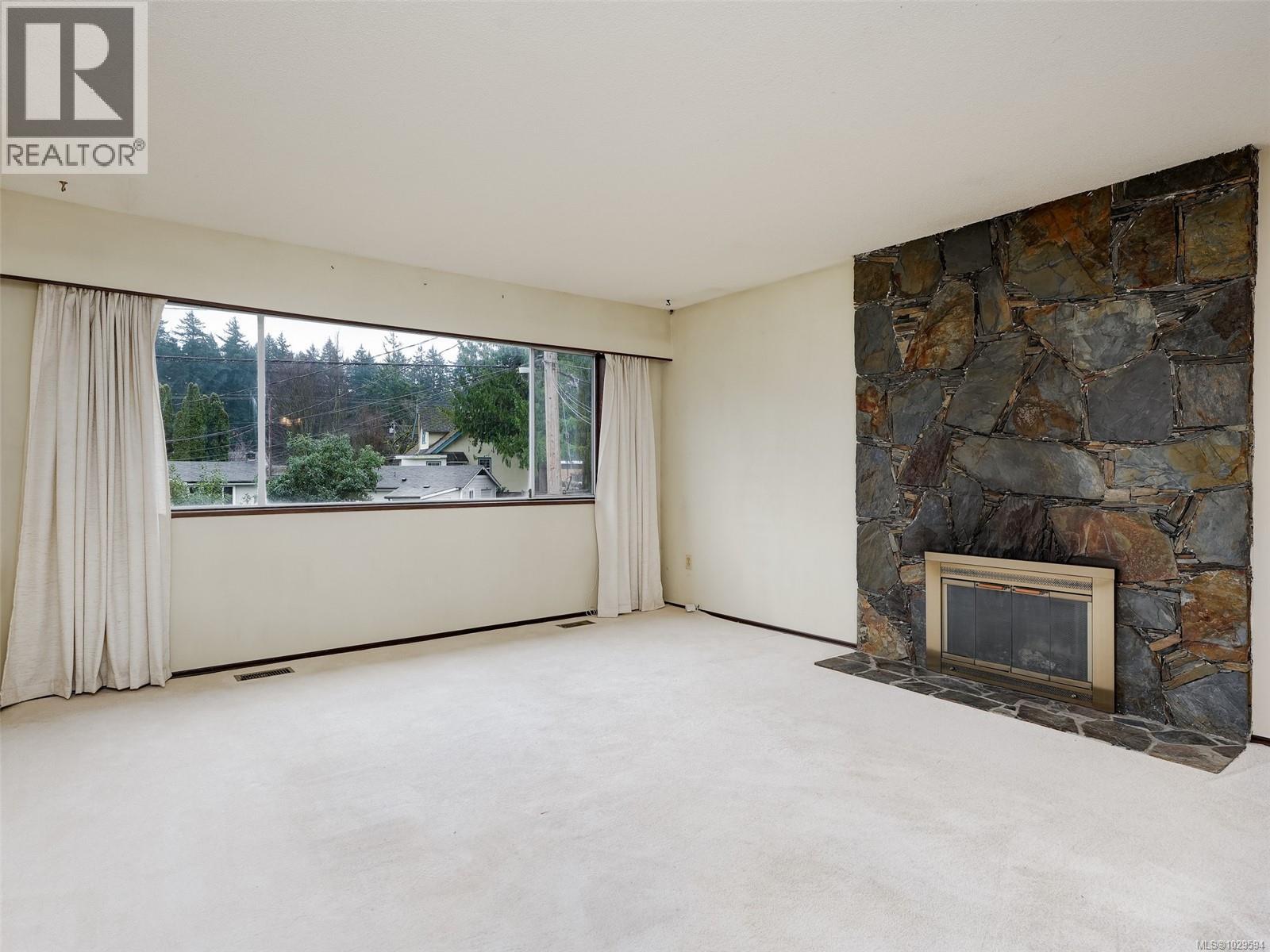 2876 ACACIA DR - Image 3