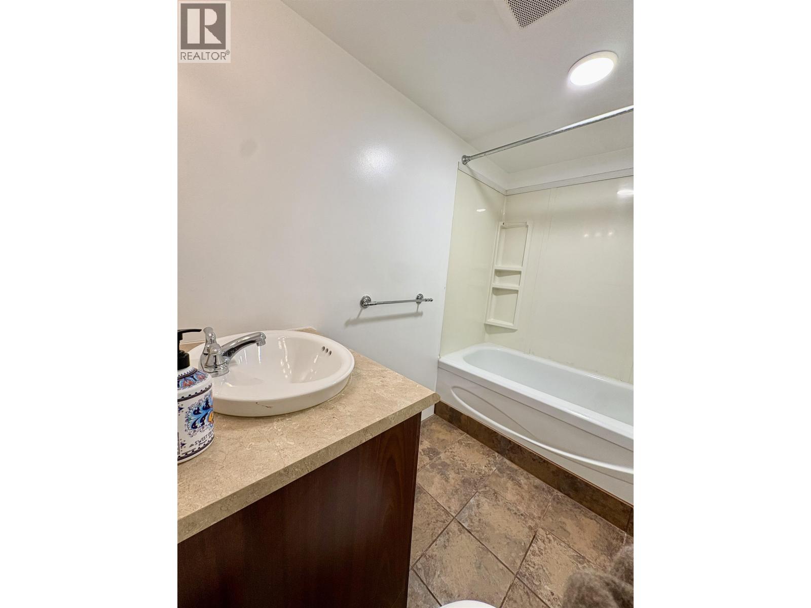 5619 BROCK DRIVE - 20