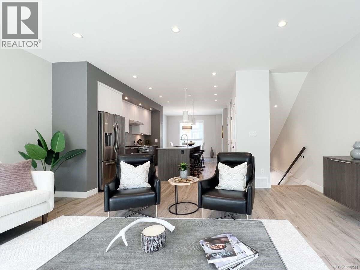 #11 2310 Guthrie Rd - 12